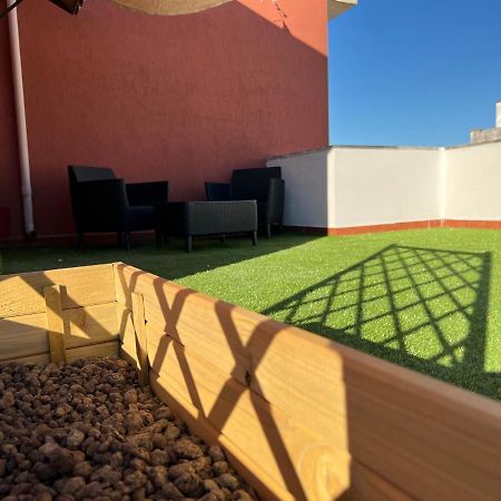 Ferienwohnung Loft Con Terrazzo A Livello Stazione Lecce Exterior foto
