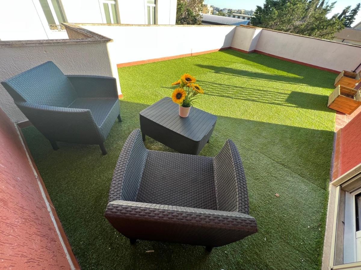 Ferienwohnung Loft Con Terrazzo A Livello Stazione Lecce Exterior foto